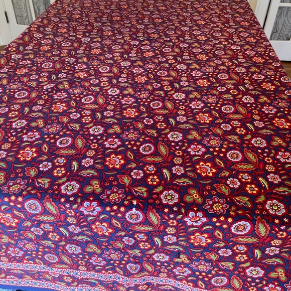 Williams Sonoma Other - Williams Sonoma Tuscan Blue White Red Tablecloth